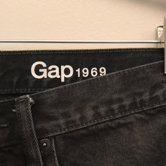 GAP - Picture 4 of 5